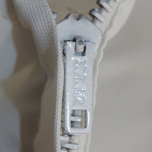 Vintage WEDDING Dress, XXS, All Lace, Long sleeve, POOFY skirt w/Train, 60s/70s - Picture 10 of 12